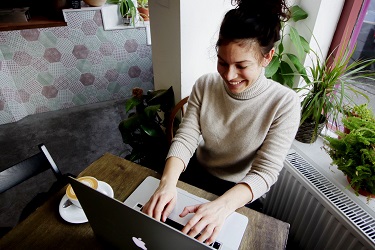 Study Shows How Emotions Tie Into Online Purchases